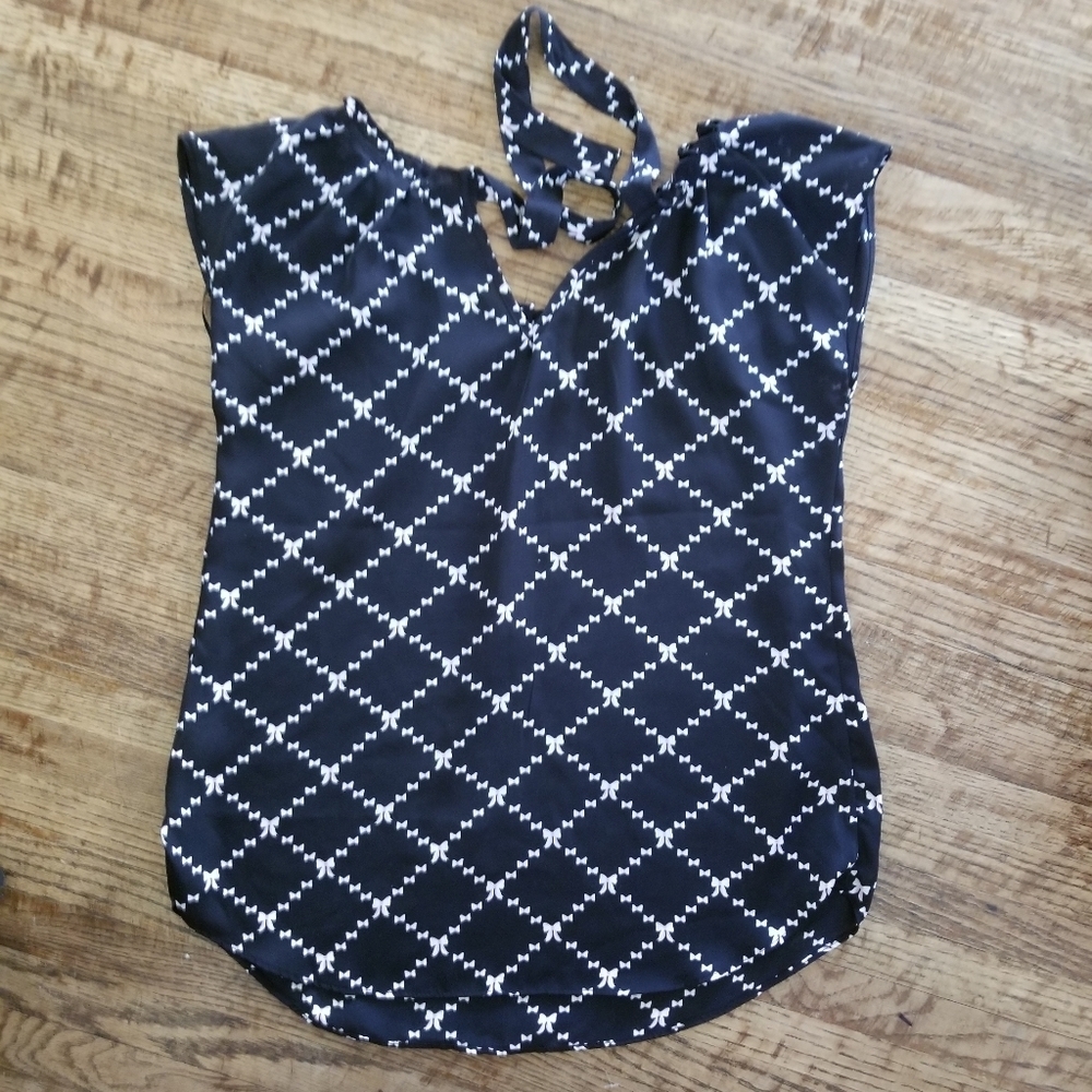 LC Lauren Conrad Black Top with Bow Print